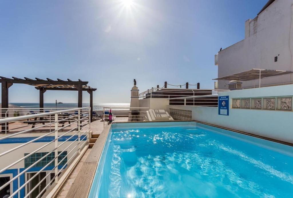 Refurbished Beachfront House, Pool, Ac, Wifi, Albufeira, Sea View Buitenkant foto